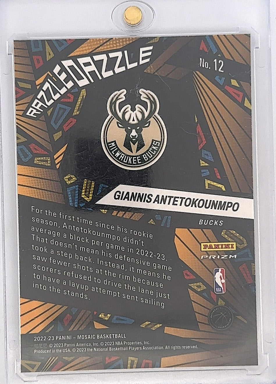 2022 Panini Mosaic Razzle Dazzle Giannis Antetokounmpo #12 — back