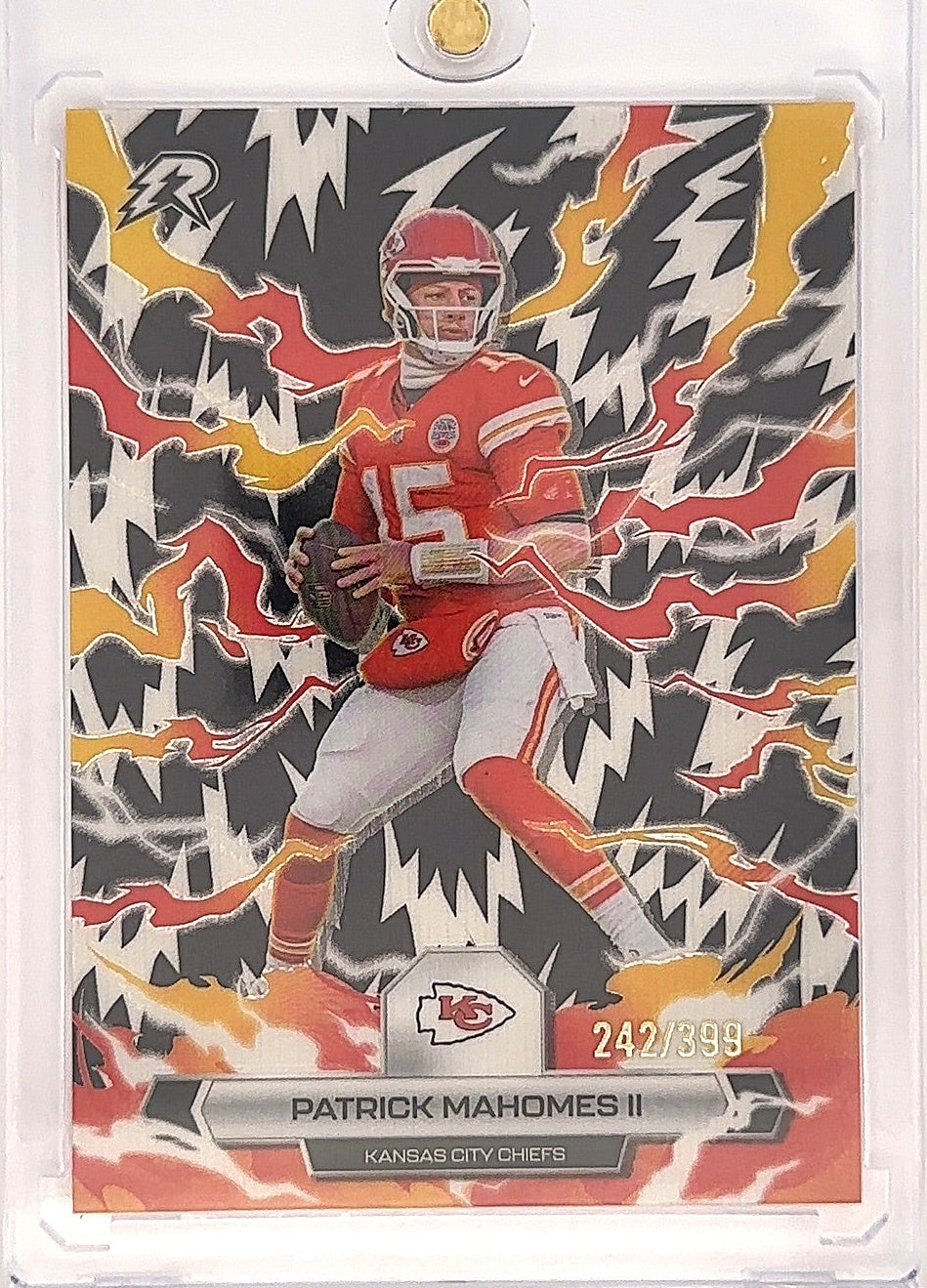 2025 Topps Resurgence Patrick Mahomes II /399 [Black White Surge] #47 — front