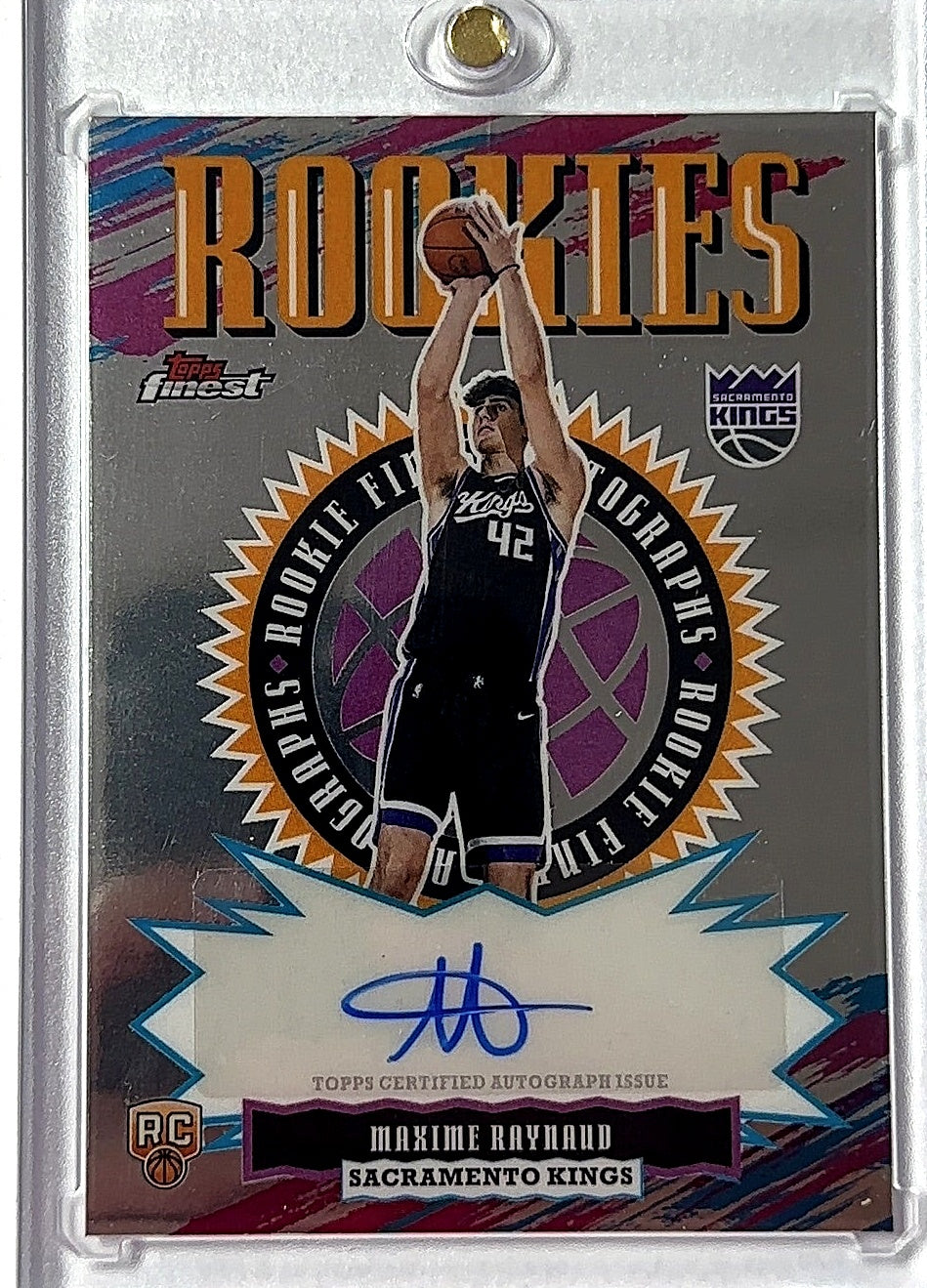 2025 Topps Finest Electrifying Signature Maxime Raynaud #ESG-MR RC AUTO — front