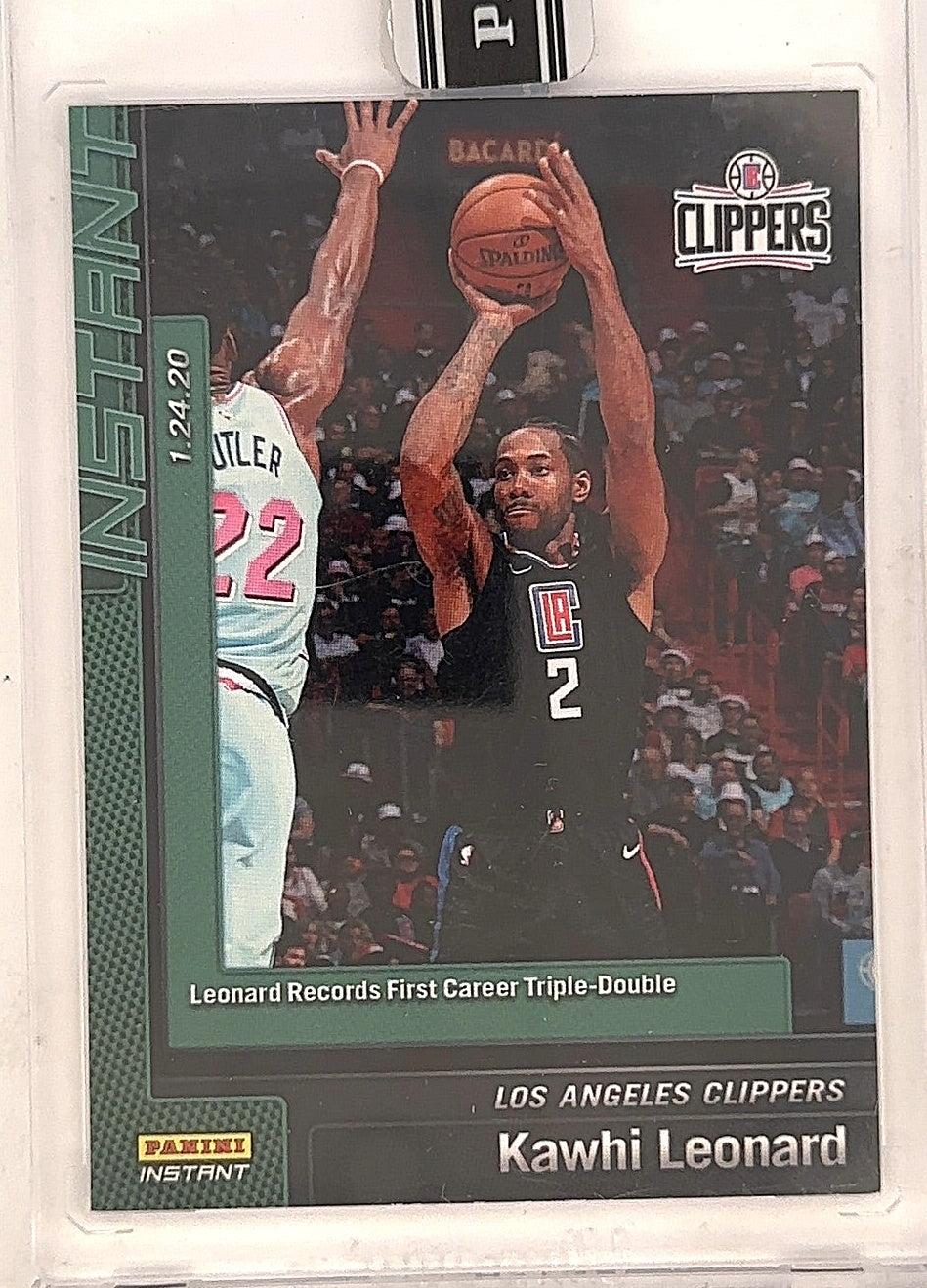 2020 Panini Instant Kawhi Leonard [Green] #17 — front