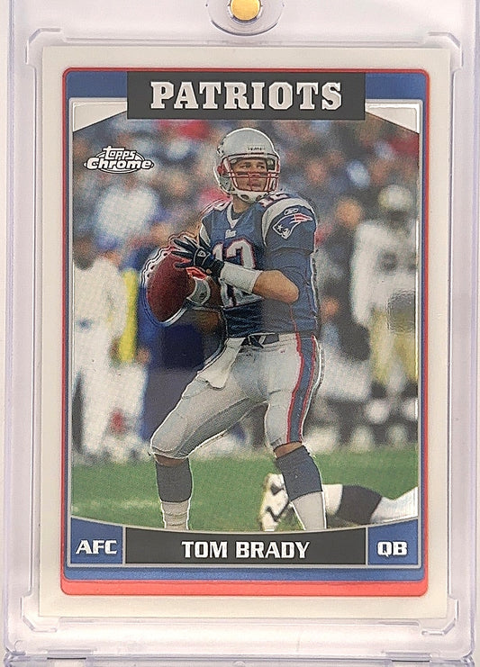 2006 Topps Chrome Tom Brady #106 — front