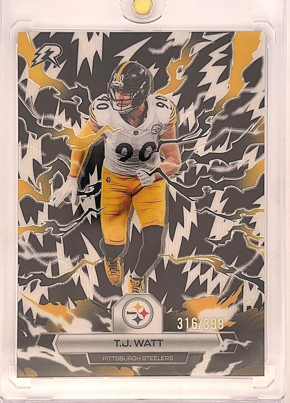 2025 Topps Resurgence T.J. Watt [Black White Surge] #85 — front