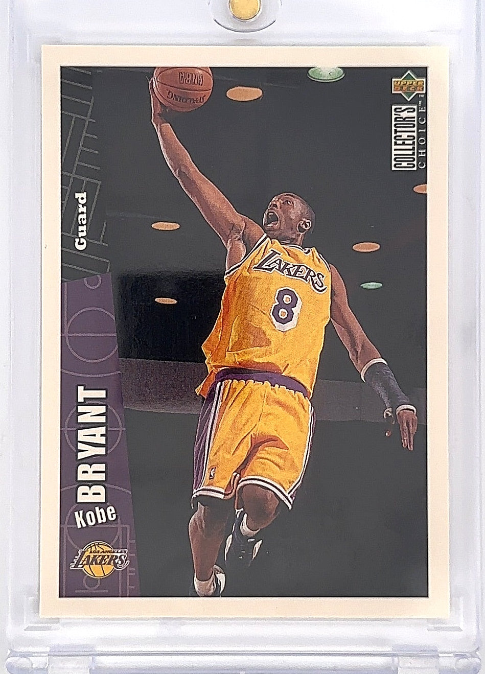 1996 Upper Deck Collector's Choice Lakers Team Set Kobe Bryant RC #LA2 — front