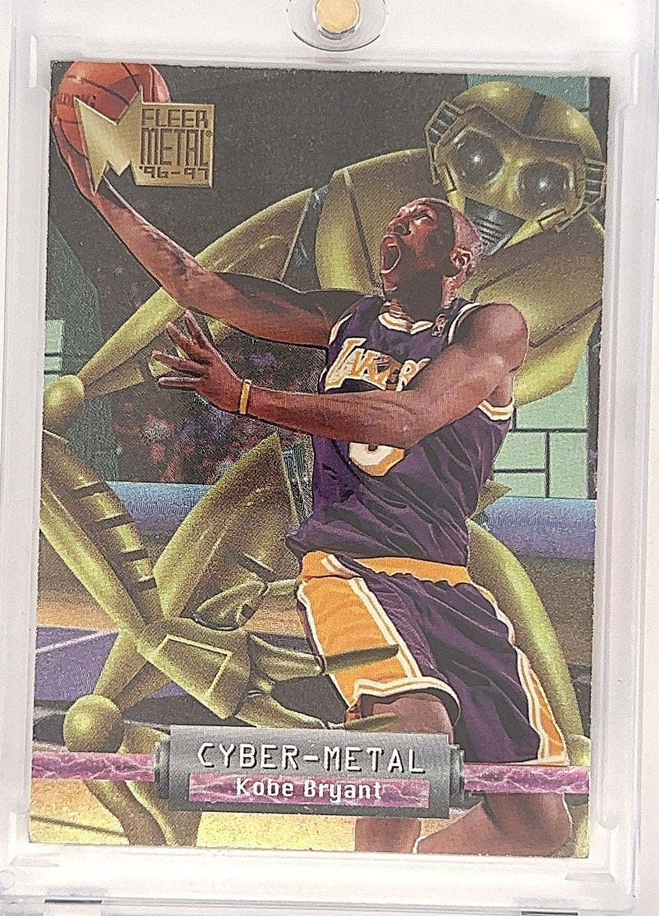1996 Metal Cyber Metal Kobe Bryant #5 — front