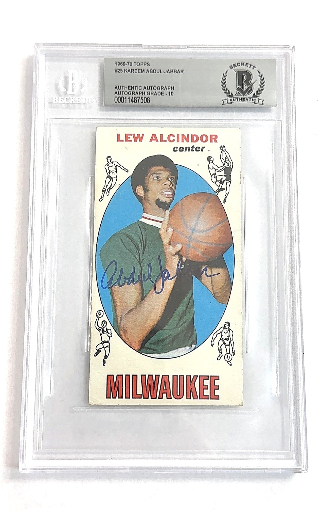 Kareem Abdul-Jabbar 1969-70 Topps #25 Auto/ Auto Grade 10 — front
