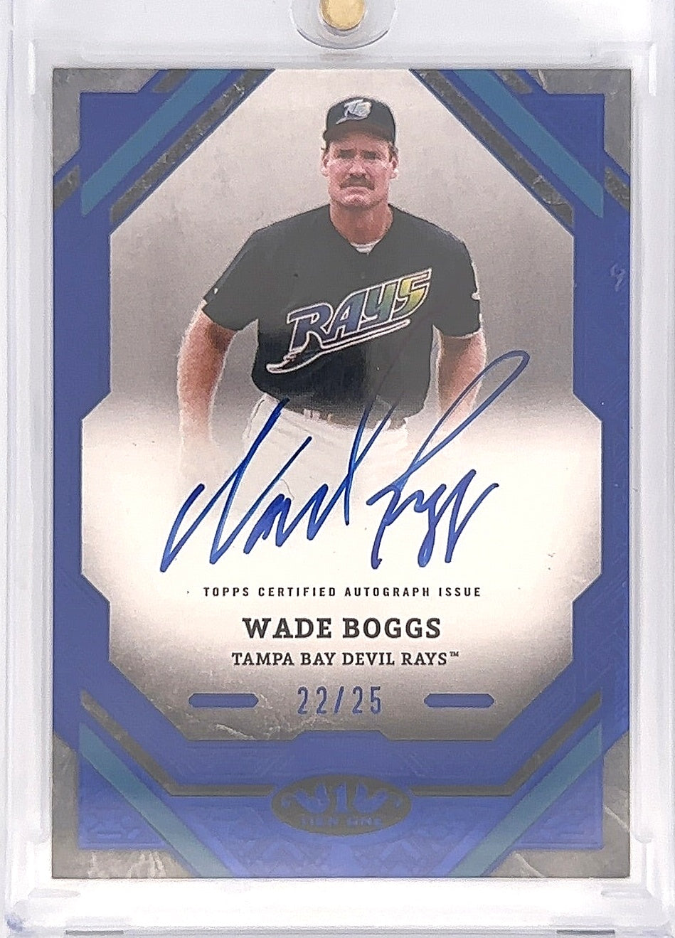 2025 Topps Tier One Tier 1 Autograph Wade Boggs /25 [Holo Platinum Blue Foil] #T1A-WB — front