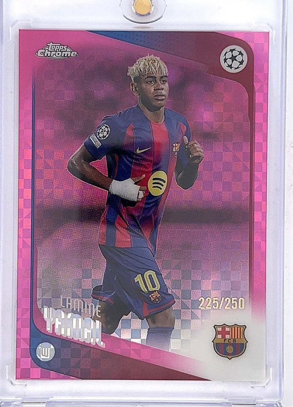Lamine Yamal Topps Chrome Pink X-Fractor /250 — front