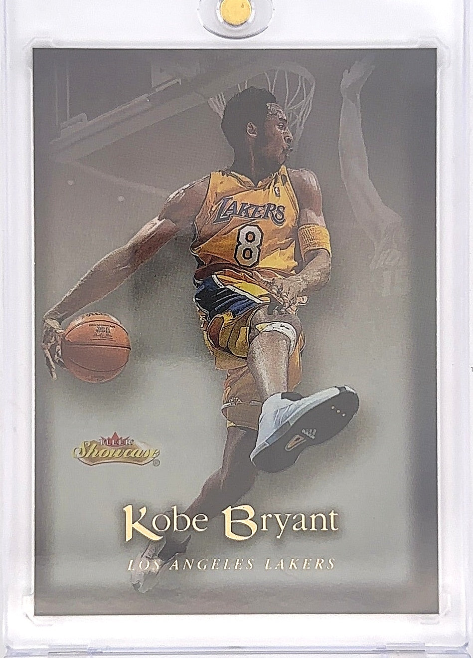 2000 Fleer Showcase Kobe Bryant #85 — front