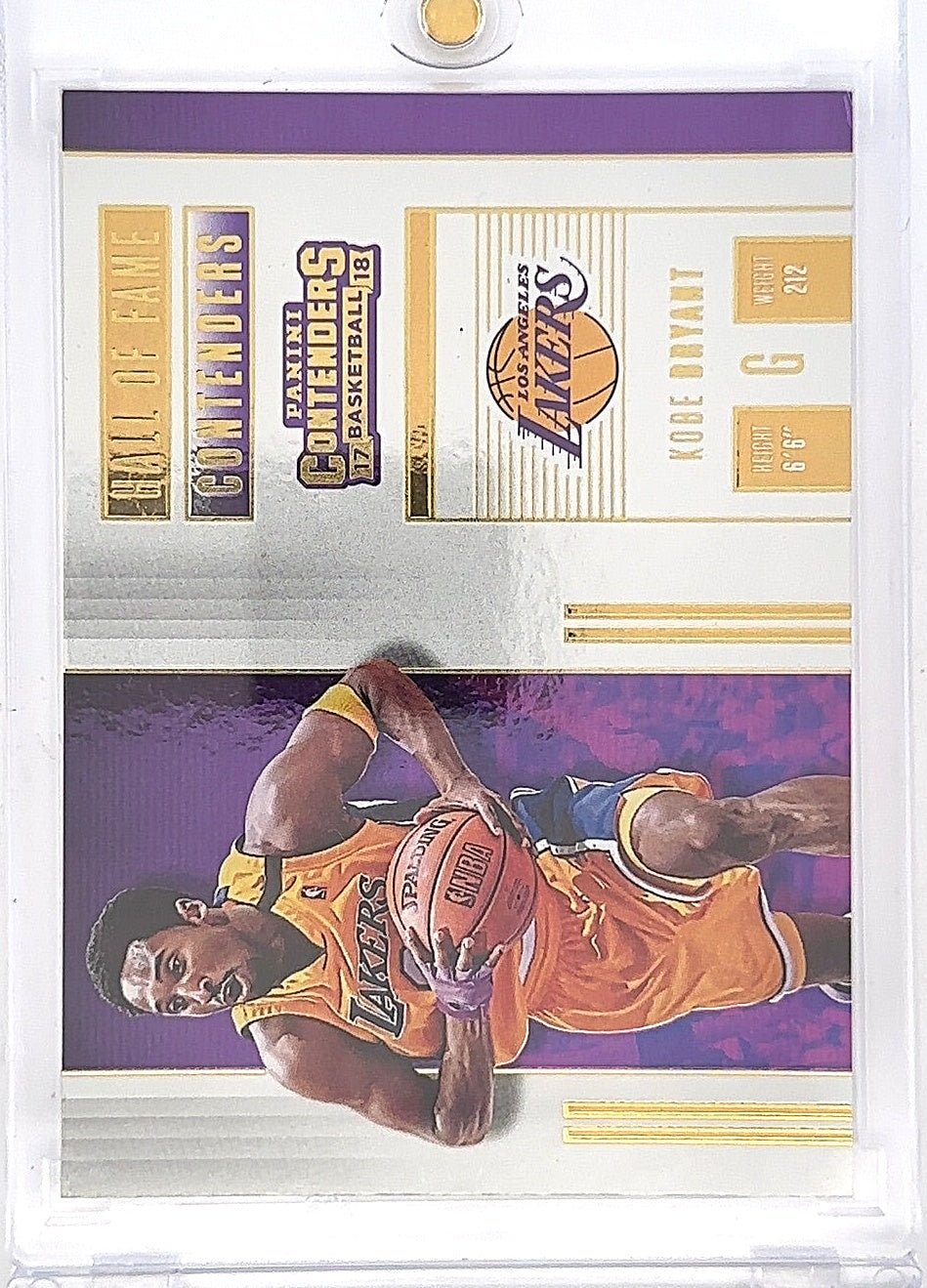 2017 Panini Contenders Hall of Fame Contenders Kobe Bryant #4 [Right Corner Ding] — front