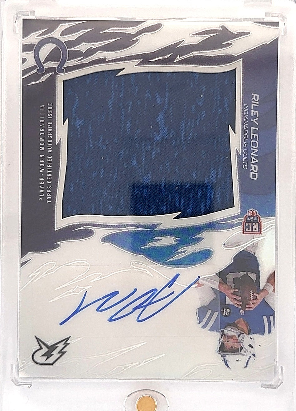 2025 Topps Resurgence Rookie Relic Signature Riley Leonard #RRS-RL — front
