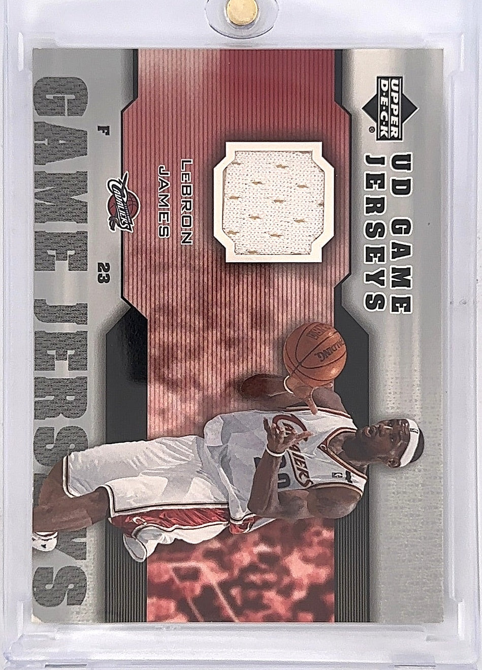2005-06 Upper Deck Game Jerseys LeBron James #GJ-LJ — front
