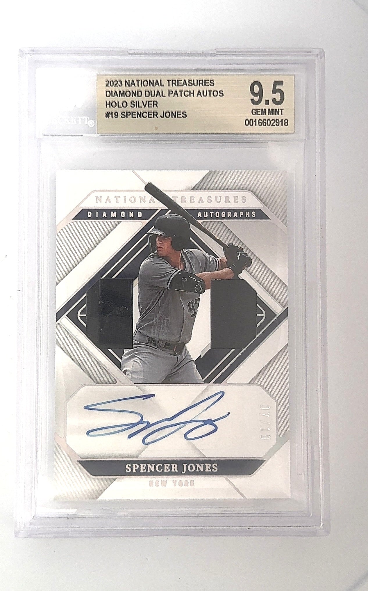 Spencer Jones 2023 National Treasures Autograph — front