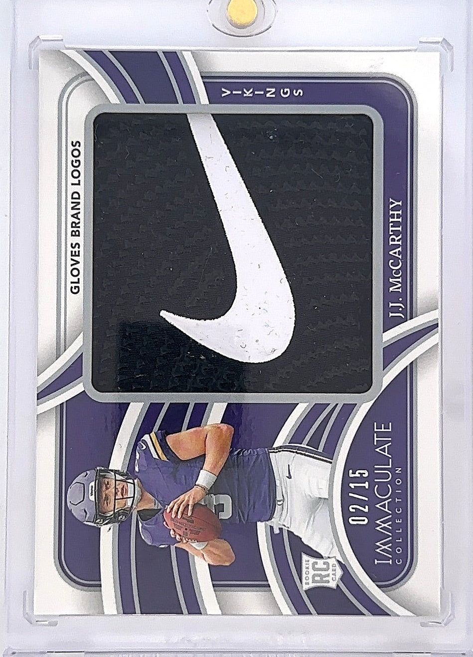 2024 Panini Immaculate Rookie Gloves J.J. McCarthy #13 02/15 — front