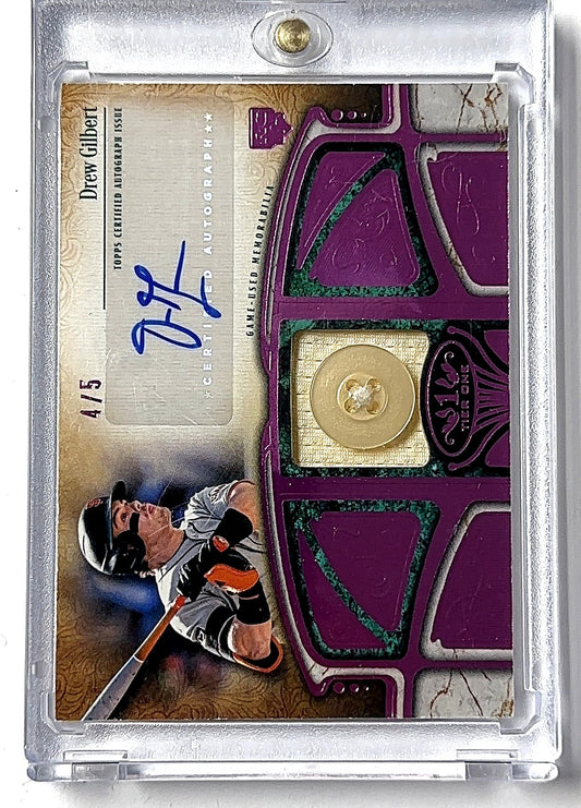 2026 Topps Tier One Autographed Relic Drew Gilbert [Button] #AT1R-DG AUTO — front