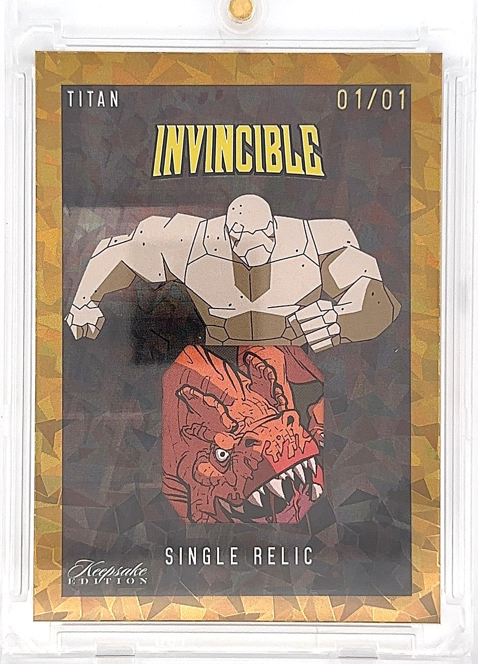2025 Keepsake Invincible Season 1 Titan 1/1 Gold Vinyl Single Relic #466 — front
