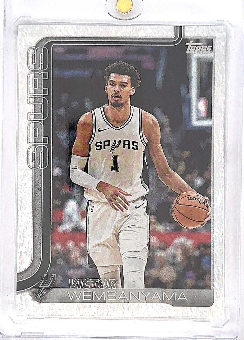 2025 Topps Victor Wembanyama [Holo Foil] #195 — front