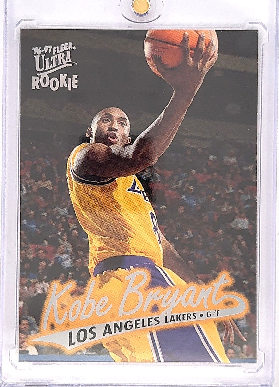 1996 Ultra Kobe Bryant #52 — front